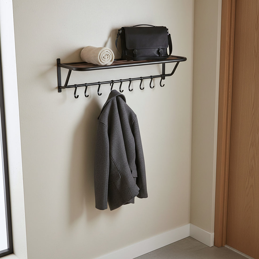 Factory wandkapstok met hoedenplank FSC-gerecycled hout 84 cm