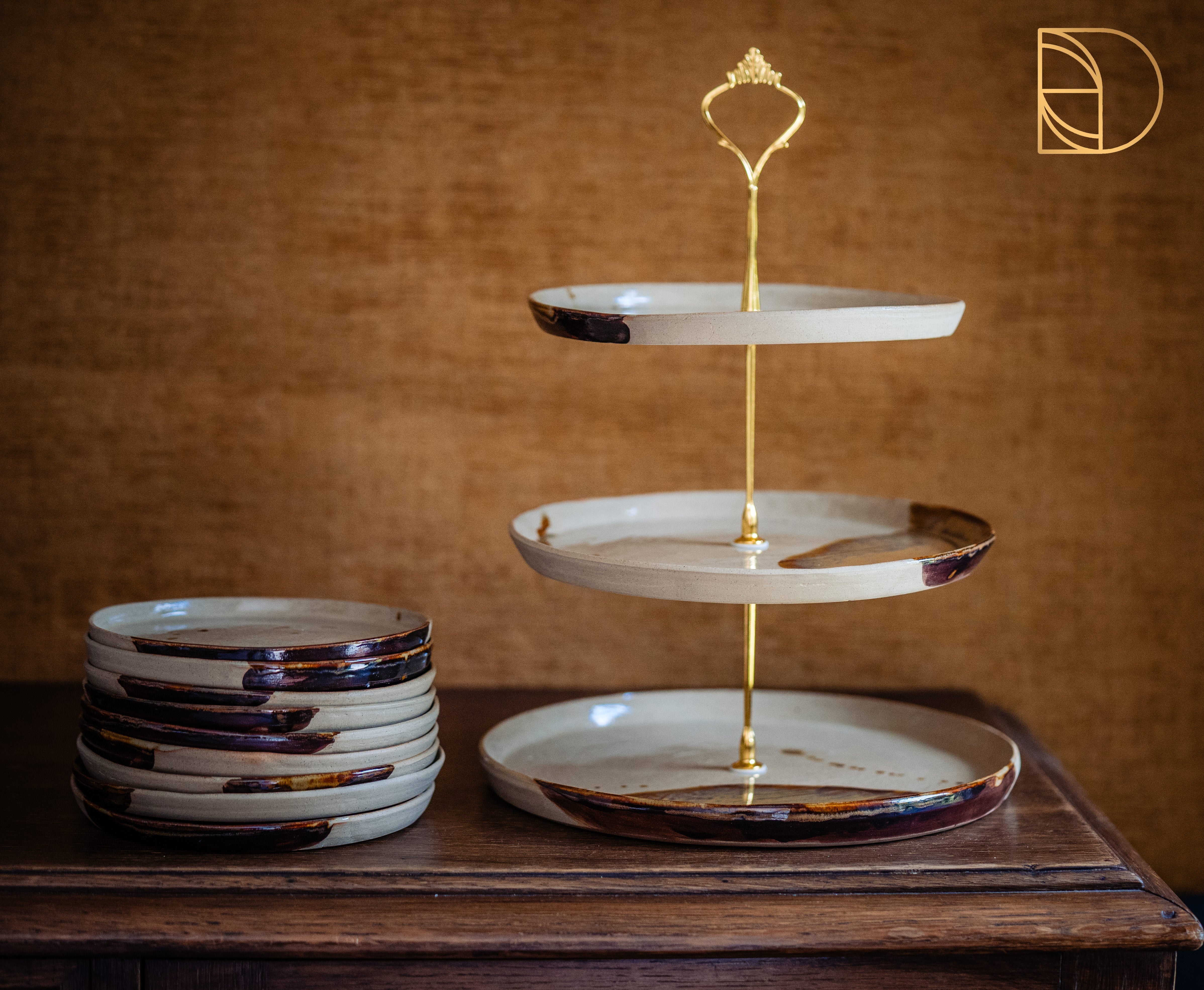 Etagere met 10 bordjes