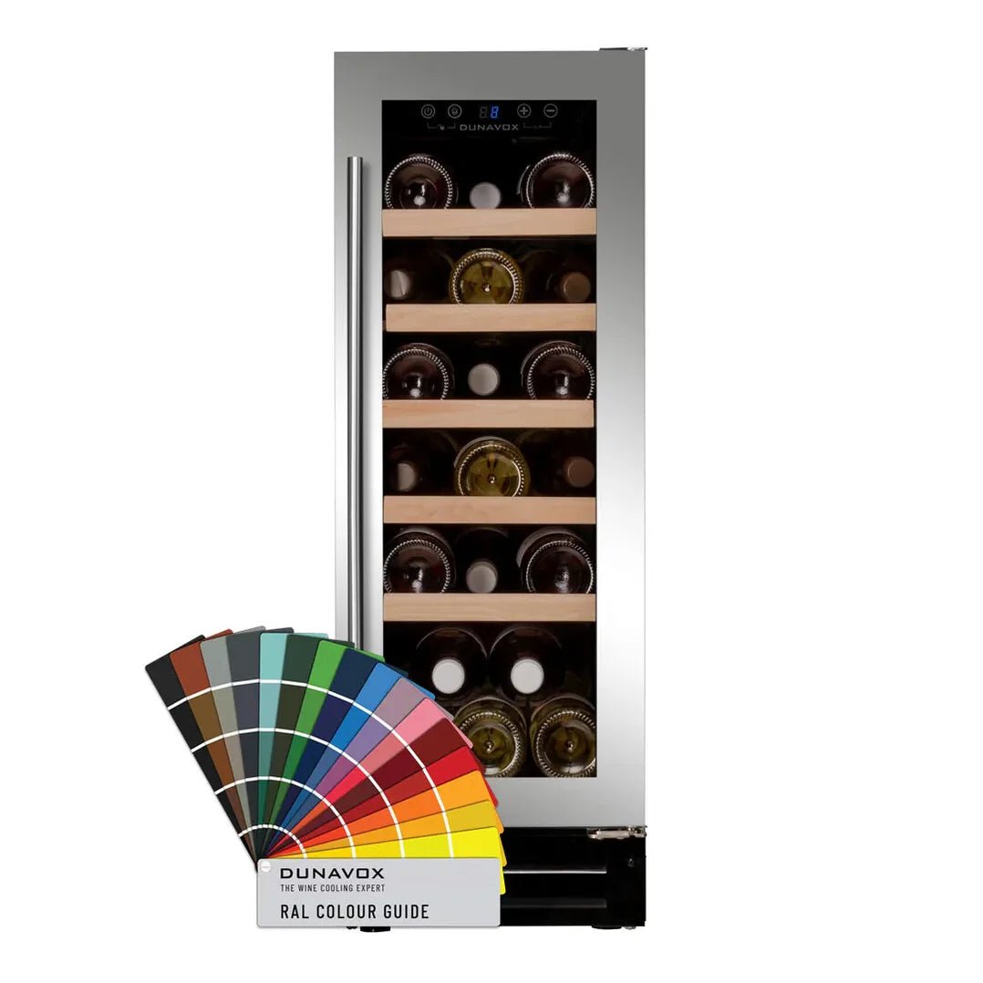 Wijnkoelkast verkrijgbaar in zwart, matzwart, rvs en elke ral kleur. Elegant design, led verlichting en geschikt voor 19 flessen.