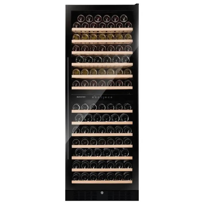 Wijnklimaatkast met royale opslagcapaciteit met een strak design en geavanceerde koeltechniek. Beuken houten leggers en Multi led zijverlichting.