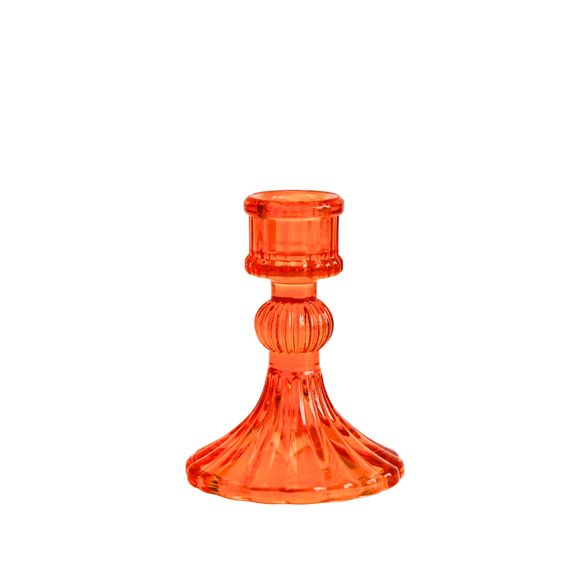 De elegante vorm, het decoratieve reliëf in het glas en de warme oranje kleur maken deze kandelaar tot een opvallend detail in huis.