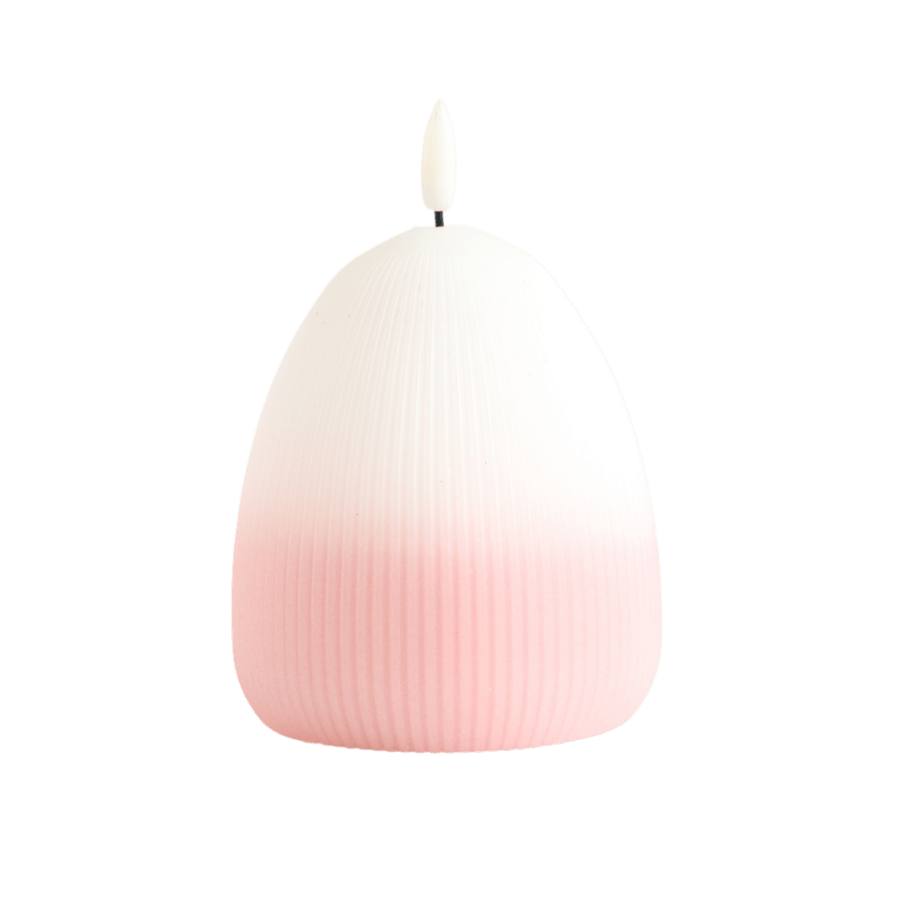 De elegante eivorm en het subtiele kleurverloop van zacht wit naar lichtroze maken deze ledkaars een sfeervolle blikvanger in ieder interieur.