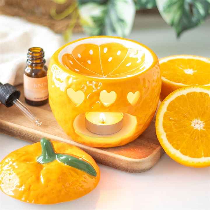 Orange Oil Burner van Karamela Kaarsen, keramische aromabrander in de vorm van een sinaasappel