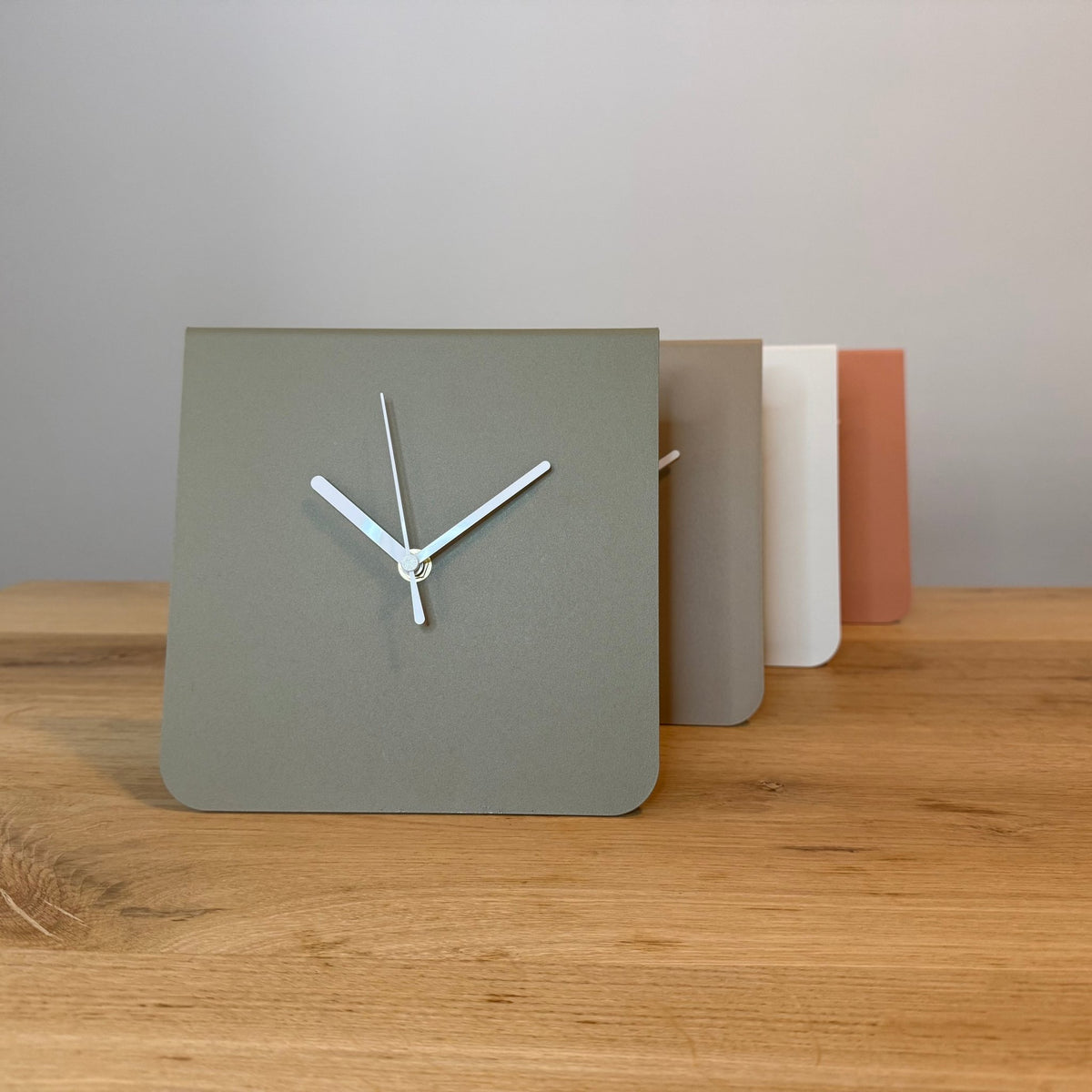 Ross stalen tafelklok 20x19,4 cm