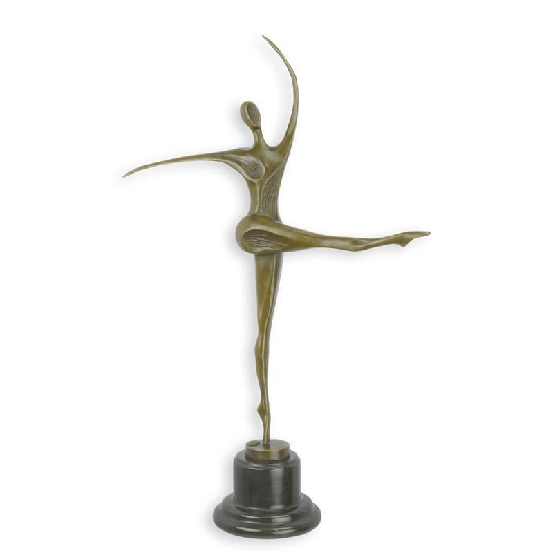Een bronzen sculptuur van een slanke dansende vrouw op voetstuk ter decoratie voor in huis.