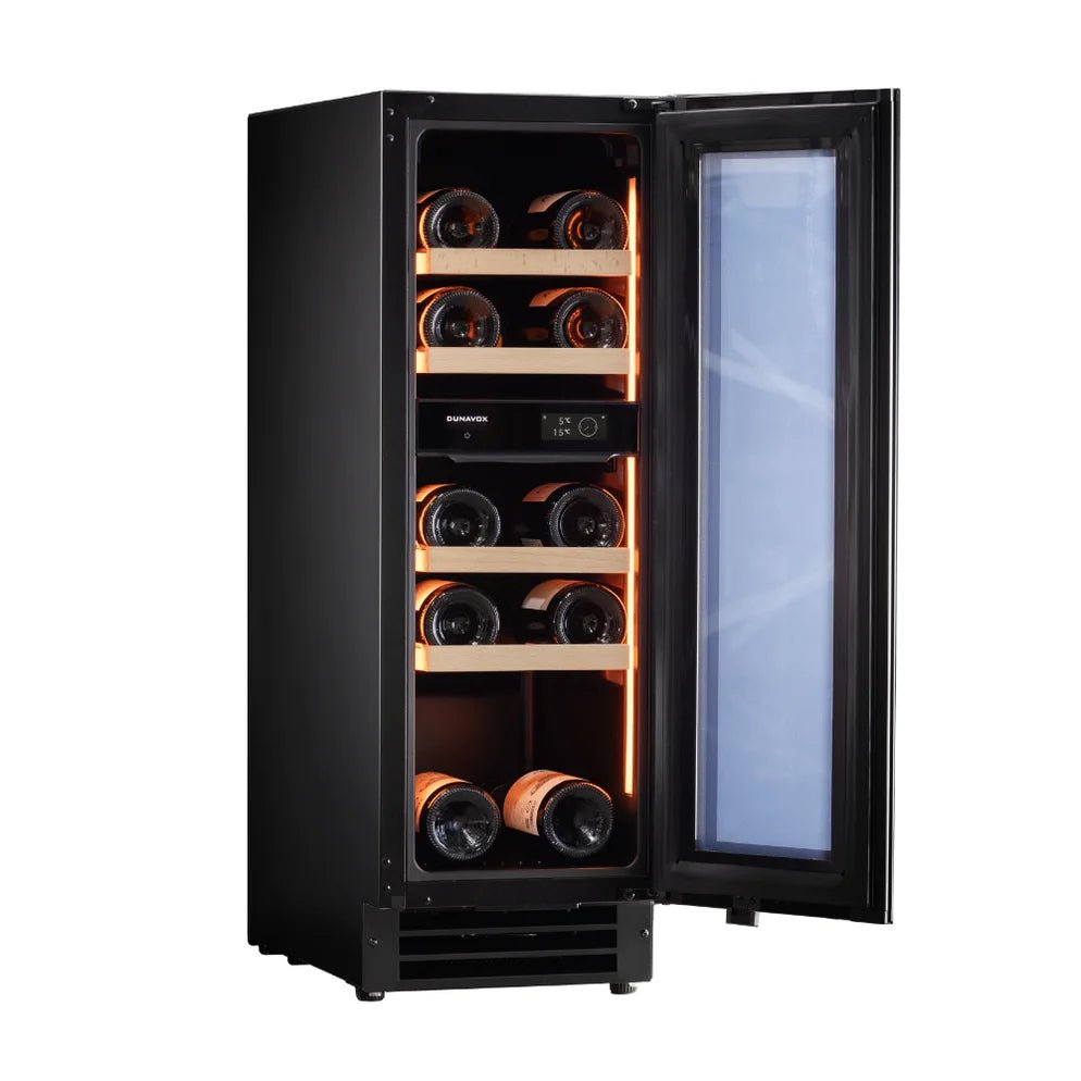 Wijnklimaatkast zwart met 2 zones. Geschikt voor 17 flessen met Touchscreen display voor bediening + Wifi functie. Dunavox flow