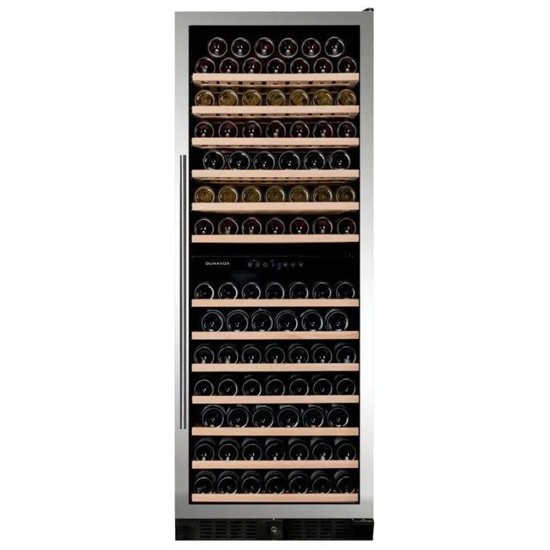 Wijnklimaatkast met royale opslagcapaciteit met een strak design en geavanceerde koeltechniek. Beuken houten leggers en Multi led zijverlichting. 