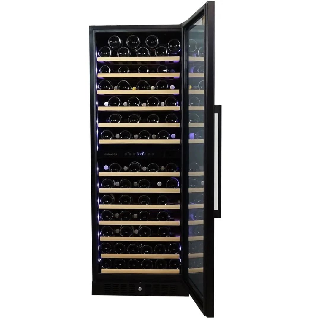 Wijnklimaatkast met royale opslagcapaciteit met een strak design en geavanceerde koeltechniek. Beuken houten leggers en Multi led zijverlichting. 