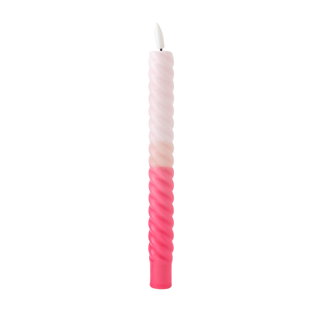 De elegante swirlvorm en het zachte kleurverloop van crème naar levendig roze geven deze ledkaars een speelse, stijlvolle uitstraling.