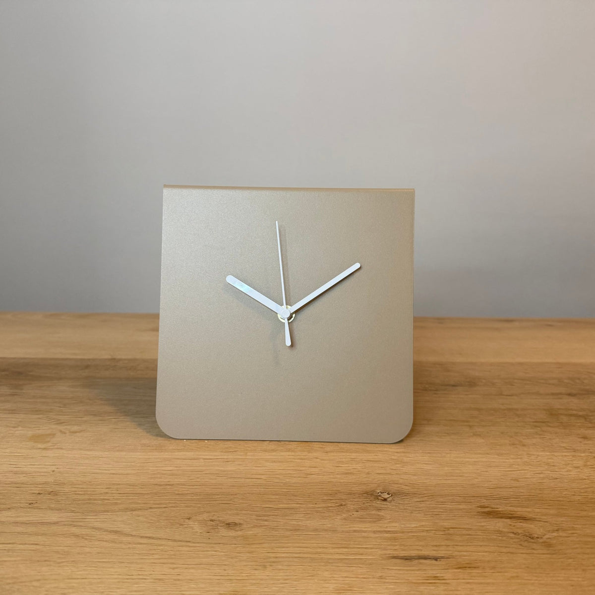 Ross stalen tafelklok 20x19,4 cm