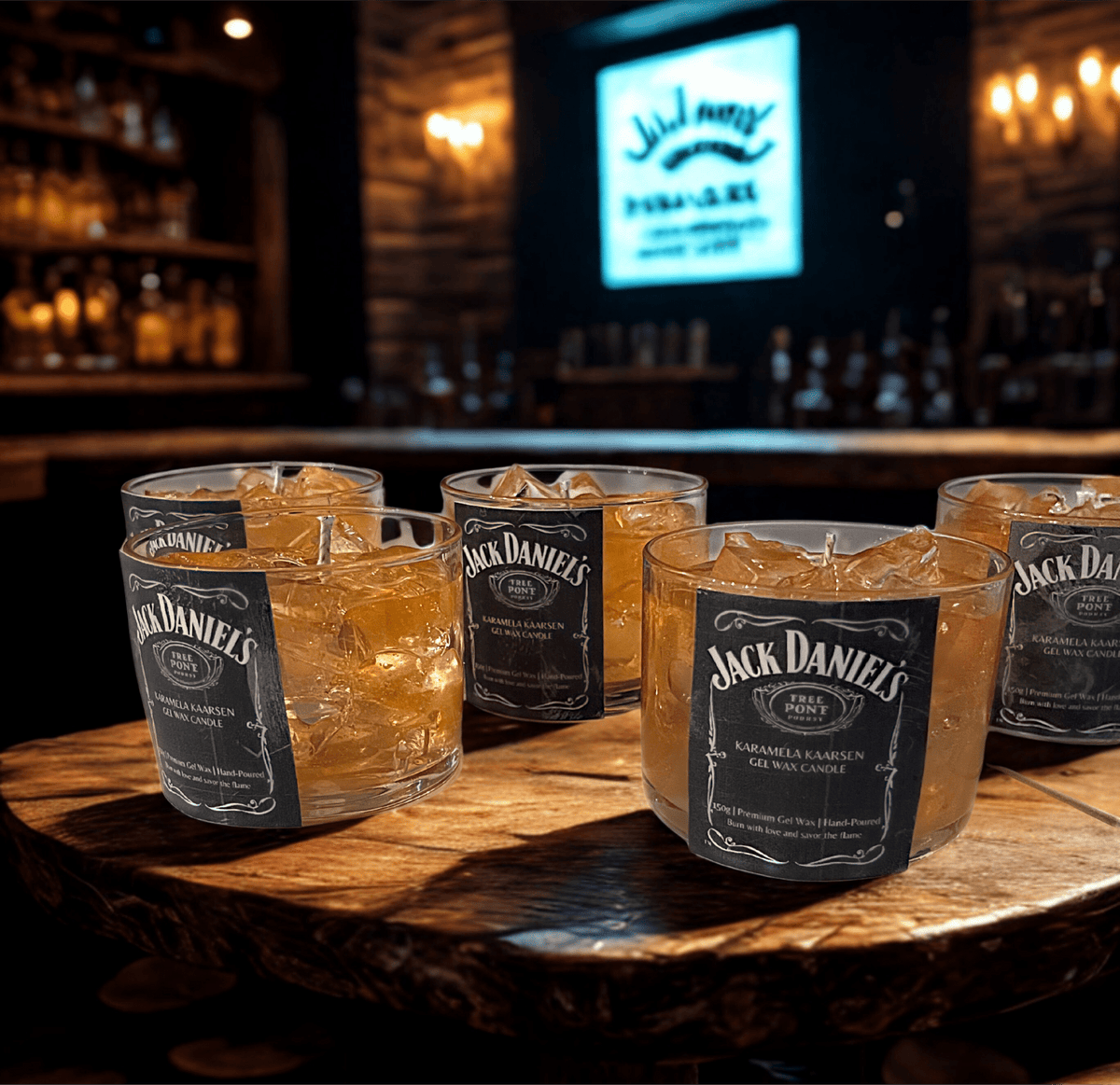 Gel wax kaars in whiskyflesvorm als uniek interieurstuk voor feestjes of als cadeau